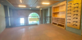 Bán nhà trung tâm Ba Đình view 2 hồ - trước sau 2 mặt phố - ô tô tránh