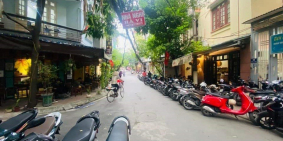 MẶT TIỀN KHỦNG TRẦN QUANG DIỆU- VỈA HÈ 3M - KINH DOANH MỌI MẶT TRẬN -CÁCH MP 20m