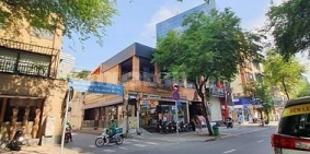 Góc 2MT 11 Lê Thánh Tôn & Ngô Văn Năm, Quận 1 DT 18x19m. 350 Tỷ