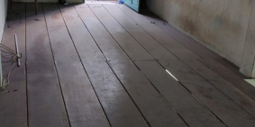 Mua đất tặng nhà ngay Bến Vân Đồn P2 Q4