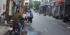 Tôi cần bán nhà MP An Dương giá 4.5 tỷ, 30m x 4T, kinh doanh tốt