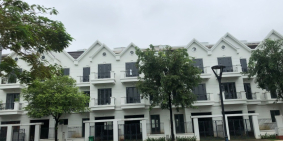 Biệt thự 6 tỷ có rẻ không ạ????????