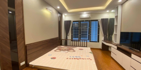 Bán gấp nhà ngõ 259 Vĩnh Hưng giá 2.1 tỷ, 22mx4 tầng, lô góc