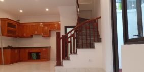 Chỉ 2,95 tỷ có nhà mới Đức Giang-gần phố lớn-4 tầng x 55m