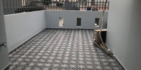 Chủ ngộp Bank, Nhà đẹp sát chợ Phạm Văn Hai, xe hơi ngủ trong nhà.