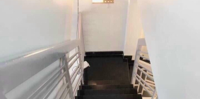 Bán nhà Tân Phú 40m2 Hẻm xe hơi, ngang 4m, 1 sẹc, chỉ 3.3 tỷ TL