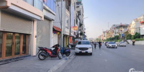 Mặt phố Nghi Tàm - Tây Hồ,Ô tô vào nhà thoáng trước sau,  16.5 tỷ