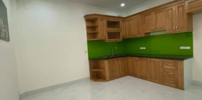 Nhà đẹp ở luôn, gần phố Khương Đình, diện tích 43m2, 4 tầng, mặt tiền 4m, giá 4x