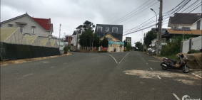 Lô Góc Hai Matjwrj Tiền - Giá Tốt - Đường Nhựa Lớn - Đối Diện Công Viên