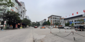 Bán đất Kim Giang, Khu Phân Lô, Ngõ rộng, thông, Ô tô tải đỗ cửa