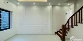 Bán nhà Tây Mỗ gần Vinhomes 45m x 5 tầng 4 PN cách ô tô 10m giá chỉ nhỉnh 2 tỷ