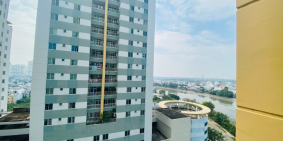 Giá 3.2 tỷ DT 124m2: 3PN + 2WC, nhà có nội thất, block ngay sông, SH, hỗ trợ vay