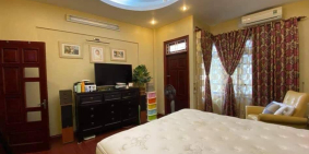 Mặt phố Bạch Mai sầm uất gần Phố Huế, MT rộng, 140m2x5T chỉ 28.9 tỷ.