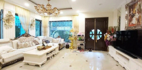 Bán nhà mặt phố Nghĩa Đô. Vỉa hè, ô tô, thang máy, KD. DT 60m2 MT5m 5T 16tỷ