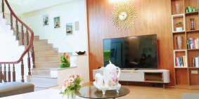 BÁN GẤP NHÀ,LẠC LONG QUÂN,TÂY HỒ,NGÕ Ô TÔ KINH DOANH SẦM UÂT,VIEW HỒ TÂY.