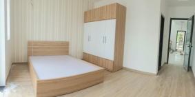 Gia đình định cư nước ngoài bán gấp nhà mặt tiền 1 trệt 1 lầu, giá tốt