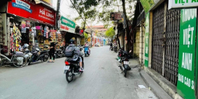Bán nhà mặt phố Cổ Nhuế GIÁ NGON 56m2, mt4.5m, 10 tỷ, KD khủng, ô tô tránh.