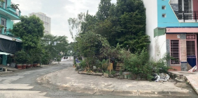 Nhà Nát Góc 2 Mặt Tiền Khu Tái Định Cư Phú Mỹ, p.Phú Mỹ, Quận 7