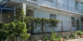 Bán nhà diện tích lớn hẻm xe tăng giá cả phải chăng