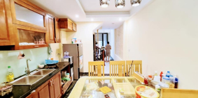 Bán nhà Khương Hạ 5 tầng oto đỗ cửa, nhà còn rất mới full nội thất, hơn 5 tỷ