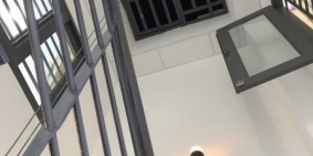 Giáp quận 1 - Kế hàng xanh - gần LANDMARK 81 - nhà mới cực đẹp - nội thất sang