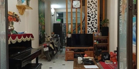 Bán nhà đường Trần Cung, Cổ Nhuế 1 nhà cực đẹp 30m2, 5T giá chỉ 3,5tỷ.