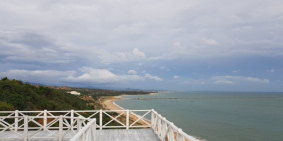 Bán 2300m2 đất biển mũi né mặt tiền đường lạc long quân sổ sẵn Lh 0938677909