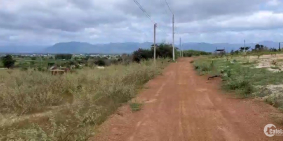 Bán 6996m đất nền bắc bình gần ngã tư liên huyện 909tr sổ có đường Lh 0938677909