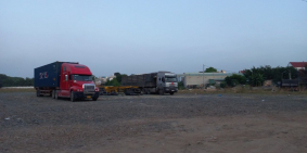 Cho thuê mặt bằng 21000m2 làm bãi container tại Dĩ An, Bình Dương