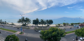 Nhà riêng mặt tiền đường 48m view biển