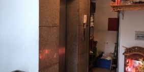 Bán nhà mặt phố văn cao, vỉa hè, thang máy, kinh doanh 50m2 giá 21 tỷ