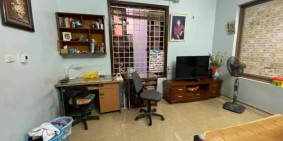 Mặt phố Phùng Hưng sầm uất gần Viện 103, MT rộng, 100m2 chỉ 13.68 tỷ.