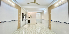 chính chủ cần bán nhà 1 lầu 3 phòng ngủ, xe hơi để trong nhà, p an phú đông q 12