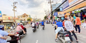 Bán nhà mặt tiền đường Huỳnh Tấn Phát, quận 7, tphcm