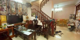 Bán gấp nhà Yên Xá 40m2, 4 tầng, MT 8m, giá 2.9 tỷ