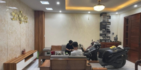 Bán nhà Mỹ Đình, DT rộng, cách phố 30m, tiện ích vô vàn, 42m2, giá 3.9 tỷ