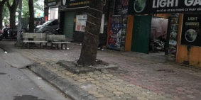 Cho thuê mặt tiền đường 3 tầng 1 tum Pháp Vân