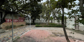 cho thuê Mặt bằng nằm ngay mặt tiền đường Quốc Lộ, gần chợ, khu dân cư.