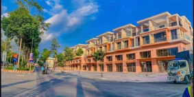 NHÀ MẶT TIỀN VÕ NGUYÊN GIÁP ĐỐI DIỆN TRUNG TÂM THƯƠNG MẠI