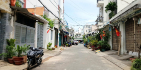 Bán nhà đường 8m Tân Hương (4x21m) Cấp 4 đủ lộ giới. Cách chợ 1p đi xe - Giá 7ty