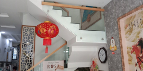 Bán gấp nhà 2 lầu + sân thượng, 48m2, hẻm xe hơi