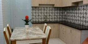 Bán nhà phường Cổ Nhuế 1, Bắc Từ Liêm ô tô đỗ cửa 40m2, giá chỉ 4.8 tỷ.