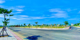  Mặt tiền Trần Hưng Đạo 140m2, đối diện Coopmart, gần siêu thị ô tô