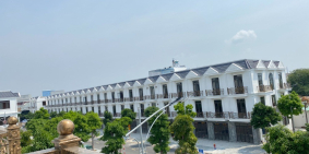 Dịch nên khó khăn nên cần ra đi GẤP căn nhà phố tại TP. Dĩ An