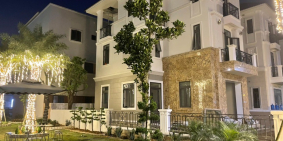 Duy nhất 1 căn biệt thự sân vườn view chính diện công viên giá chưa đến 66tr/m2