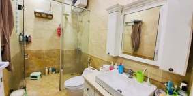 Bán nhà phố Văn Cao, Ba Đình. Dt 68m2, 4T, Mt 4.8m, 9.5 Tỷ. An sinh cao, Ở Sướng