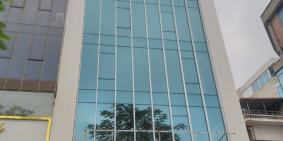 Nhà phố  Trung Kính: 80m, MT 5,1m, 7 tầng,  lô góc, vỉa hè, tầng hầm, 24 tỷ