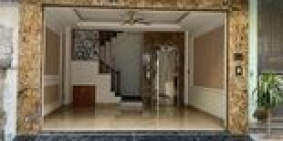 Nhà đẹp,sang Doãn Kiến Thiện, ngõ ô tô tránh,kinh doanh tốt,giá 9,8 tỷ