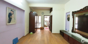 Bán nhà Giáp Bát – Hoàng Mai, lô góc, 3 thoáng, 4 tầng, 95m2, 7 tỷ.