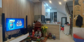 Nhà Hiếm! 10m ra  Ngọc Lâm - Long Biên dt 45m2 x 2t, mt 4.5m giá chỉ 3.25 tỷ.